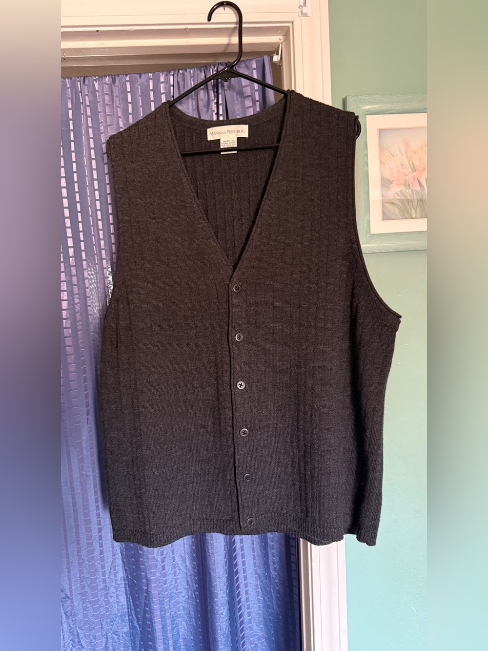Vintage Banana Republic XL 100% Merino Wool Button Sweater Vest Hong Kong